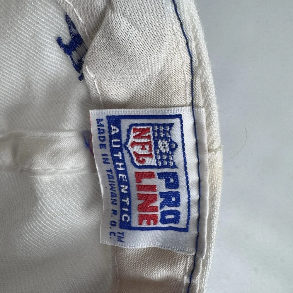 Logo Athletic great shape